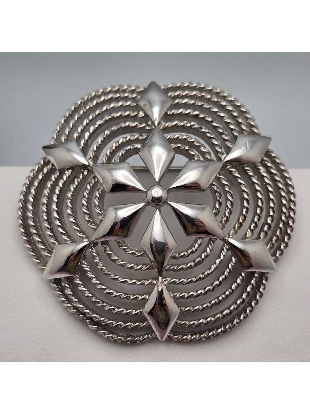 Monet Silver Tone Star Flower Brooch Vintage 1980s Estate Sale Classic Retro